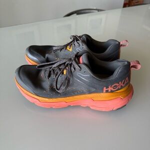 Hoka One One Challenger ATR 6